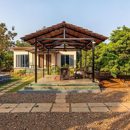 Saffronstays Apricus Farm, Карджат Экстерьер фото