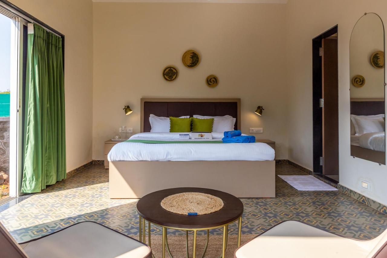 Saffronstays Apricus Farm, Карджат Экстерьер фото